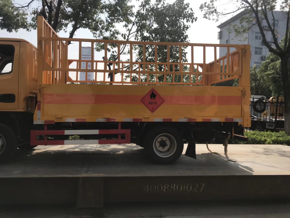 湖北程力躍進小福星小型氣瓶運輸車 (2)