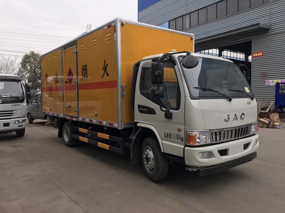 湖北程力2類江淮駿鈴5米1易燃氣體廂式氣瓶運輸車 (8)